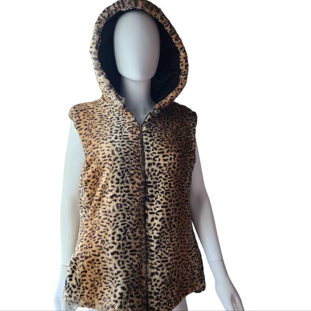 JP USA Vintage Y2K Reversible Leopard Faux Fur/Black Quilted Vest